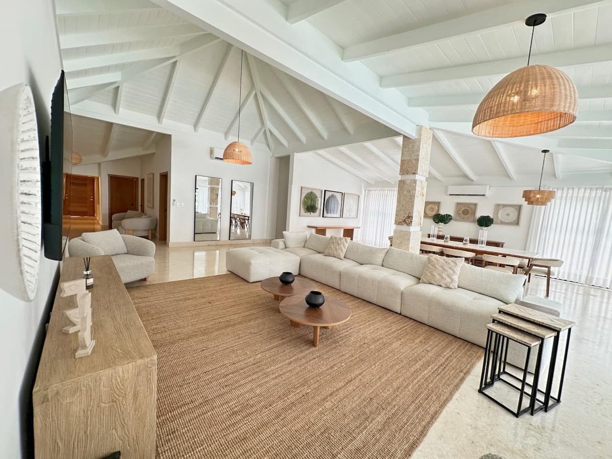 Casa de Campo villa with pool and volleyball lawn